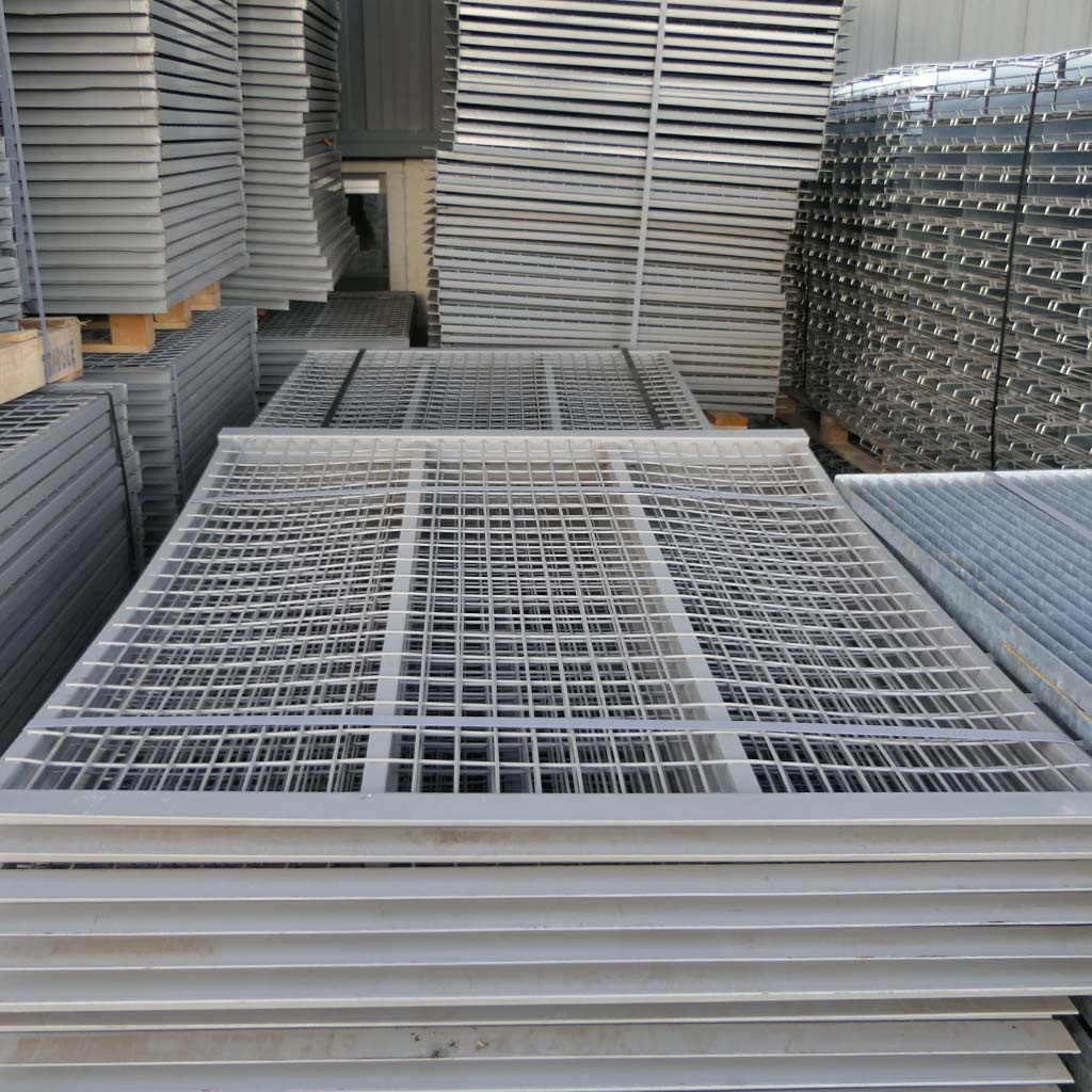 Aanbouwsectie Gebruikte Esmena palletstelling 3000x2805x1100 - 2 niveaus+roosters