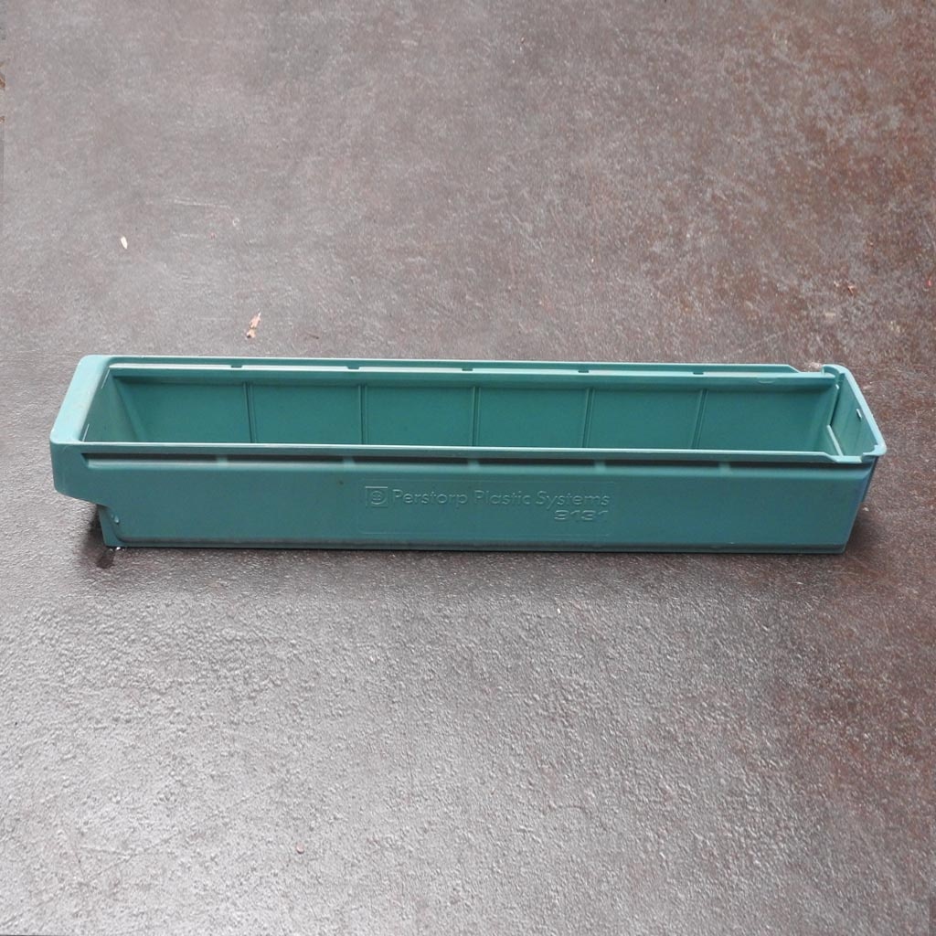 Gebruikte kunststof magazijnstellingbak, stapelbak 600x115x100 groen