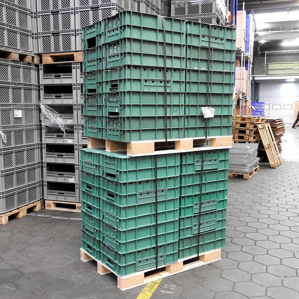 Palletaanbieding 20 gebruikte grijpbakken, stapelkratten 600x400x220 groen