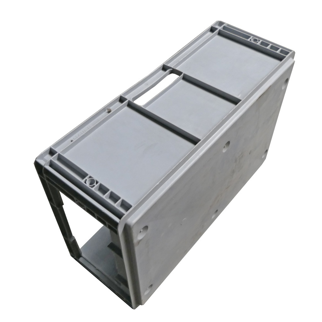 Voordeelpartij 32 Auer EG 64/22 stapelbakken, magazijnbakken 600x400x220mm gebruikt