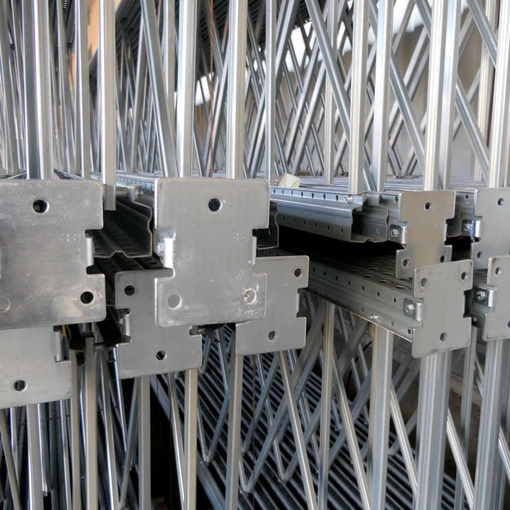Voordeelrij gebruikte AR M1 T2 palletstelling 3400x11120x1100, 3 secties 3 niveaus