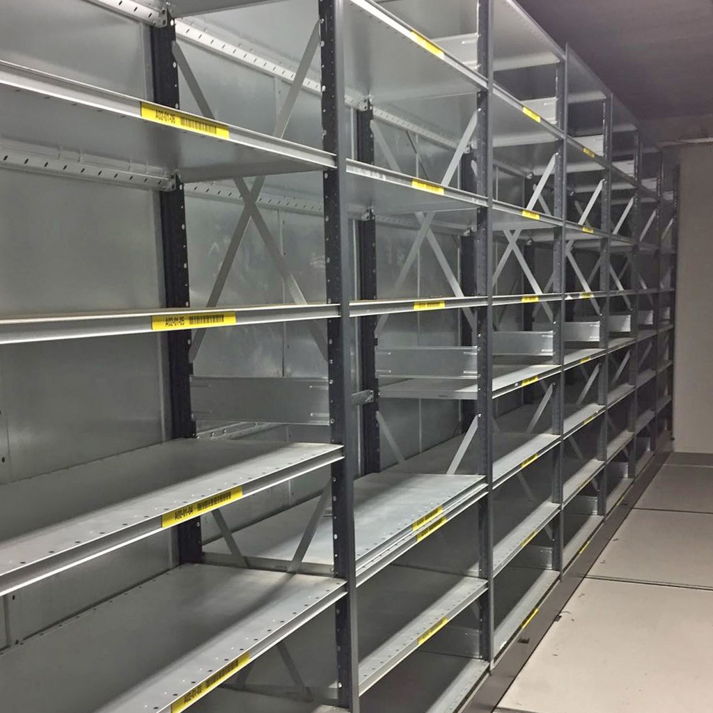 Voordeelrij gebruikte Dexion HI280 legbordstelling Verzinkt 3000x6700x400mm (hxbxd) 5 secties 7 niveaus