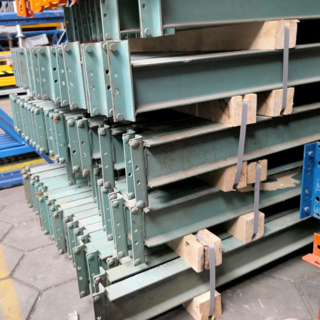 Voordeelrij gebruikte Hovuma palletstelling 2550x11300x900mm (hxbxd) - 4 secties 2 niveaus incl. vlonders