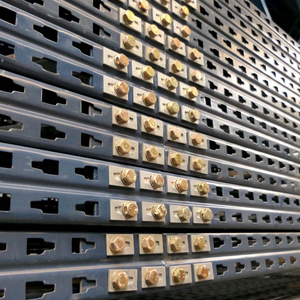 Voordeelrij gebruikte Mecalux palletstelling 6000x11200x1100mm (hxbxd) - 4 secties 4 niveaus