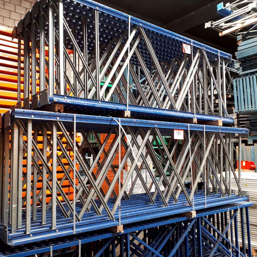 Voordeelrij gebruikte Ramada palletstelling 3500x15258x1100 mm (hxbxd) - 4 secties 3 niveaus