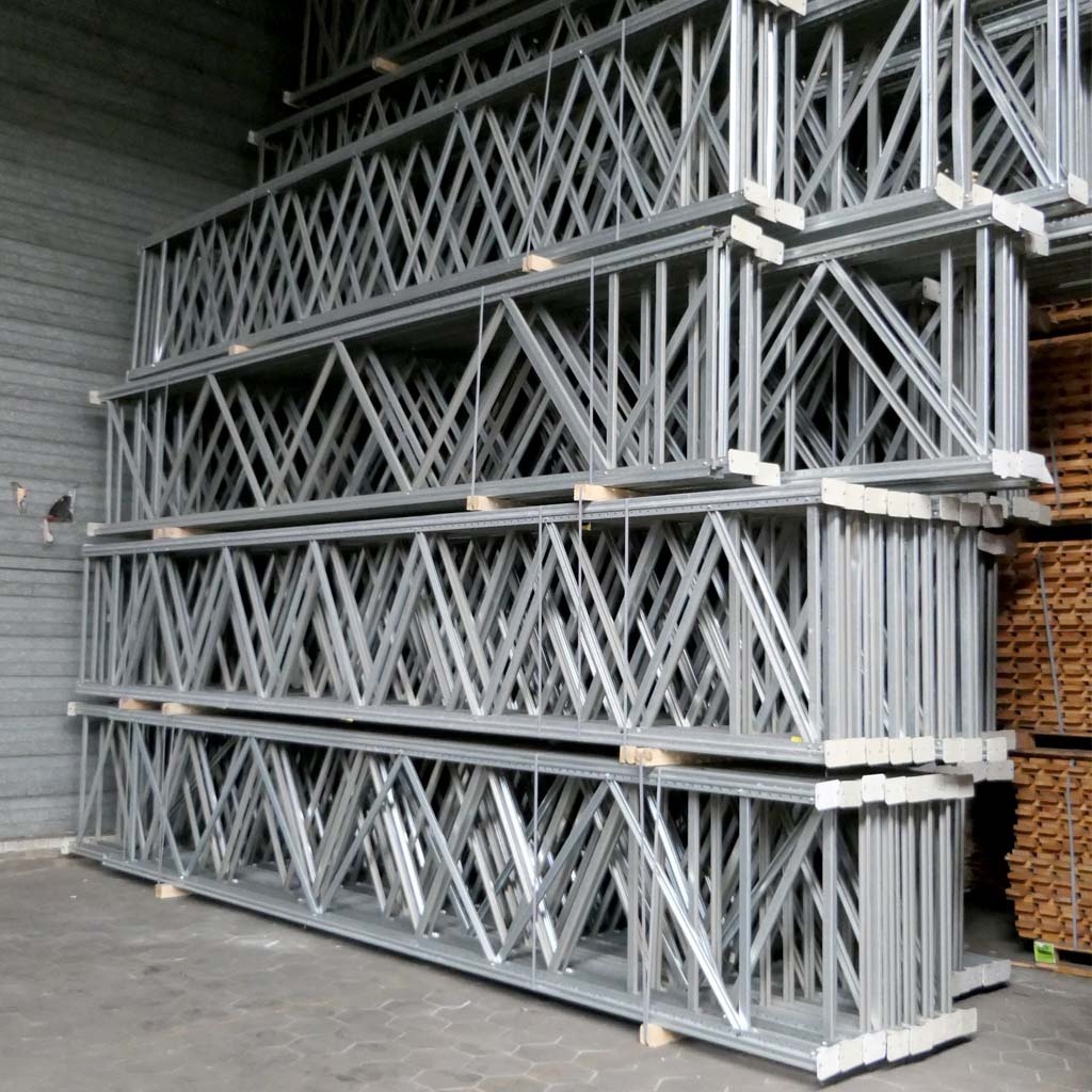 Voordeelrij gebruikte Vogelsang palletstelling 6000x11080x1100 mm (hxbxd) - 3 secties 4 niveaus